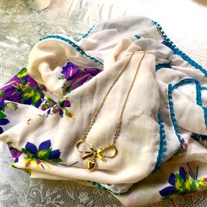 Betsey Johnson bow with heart necklace